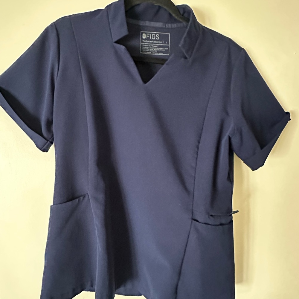 Figs Inala Slim Scrub Top - Large